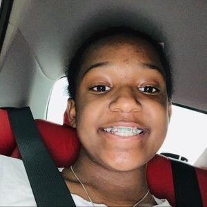 Meet your Posher, Gabby